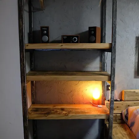 Le In Pietra La Torretta 度假居 Montemezzo