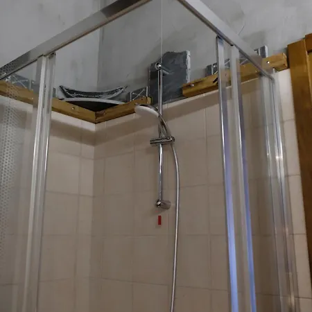 Le In Pietra La Torretta Montemezzo