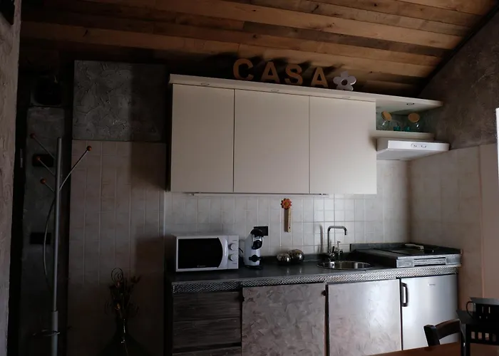 Le In Pietra La Torretta Montemezzo