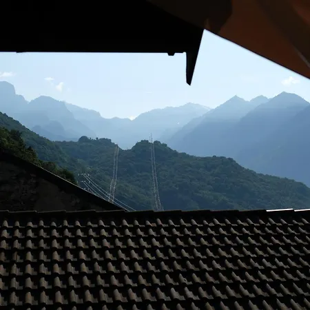 Le In Pietra La Torretta Casa vacanze *