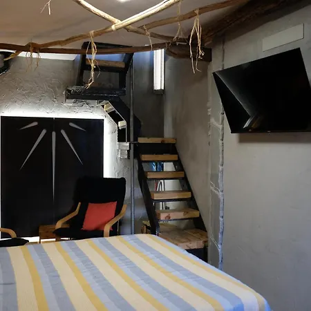 Le In Pietra La Torretta *